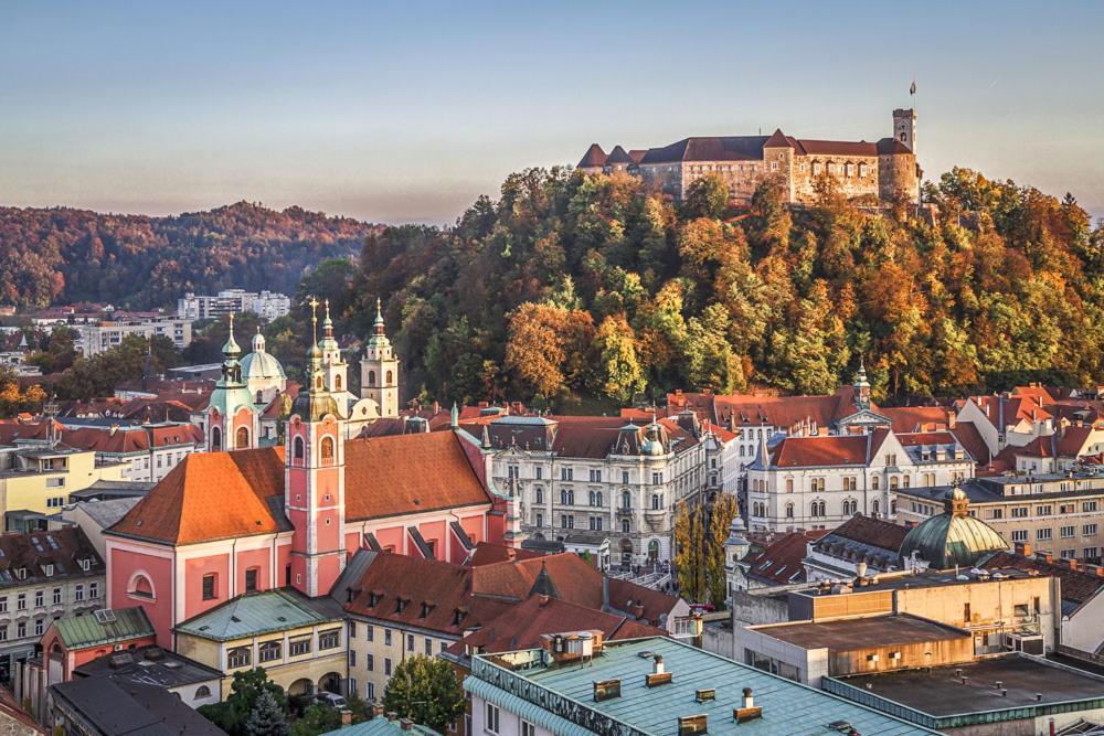 Ljubljanaart Apartment ภายนอก รูปภาพ