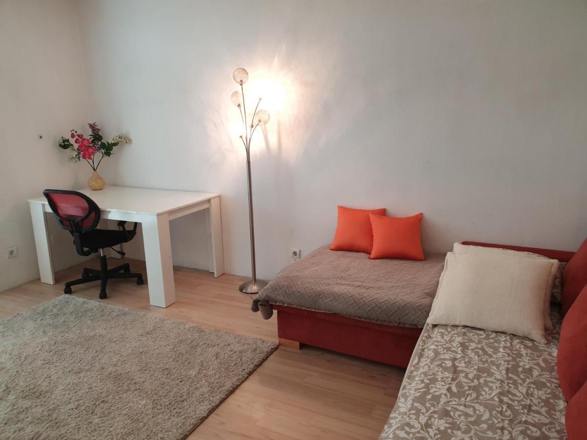 Ljubljanaart Apartment ภายนอก รูปภาพ